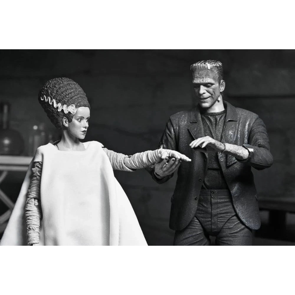 Universal Monsters Bride of Frankenstein Frankenstein's Monster Black & White Ver. Ultimate Action Figure - NECA
