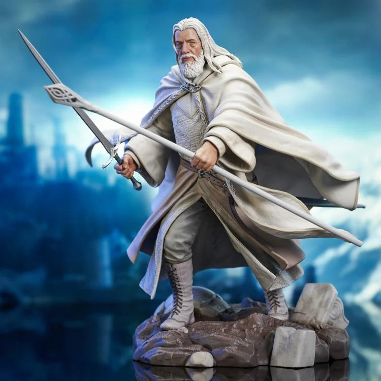 The Lord of the Rings Gandalf the White Deluxe PVC Statue Figure - Diamond Select Toys Gallery Diorama