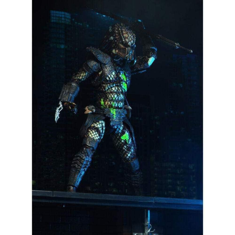 Predator 2 Ultimate Battle Damaged City Hunter Action Figure - NECA
