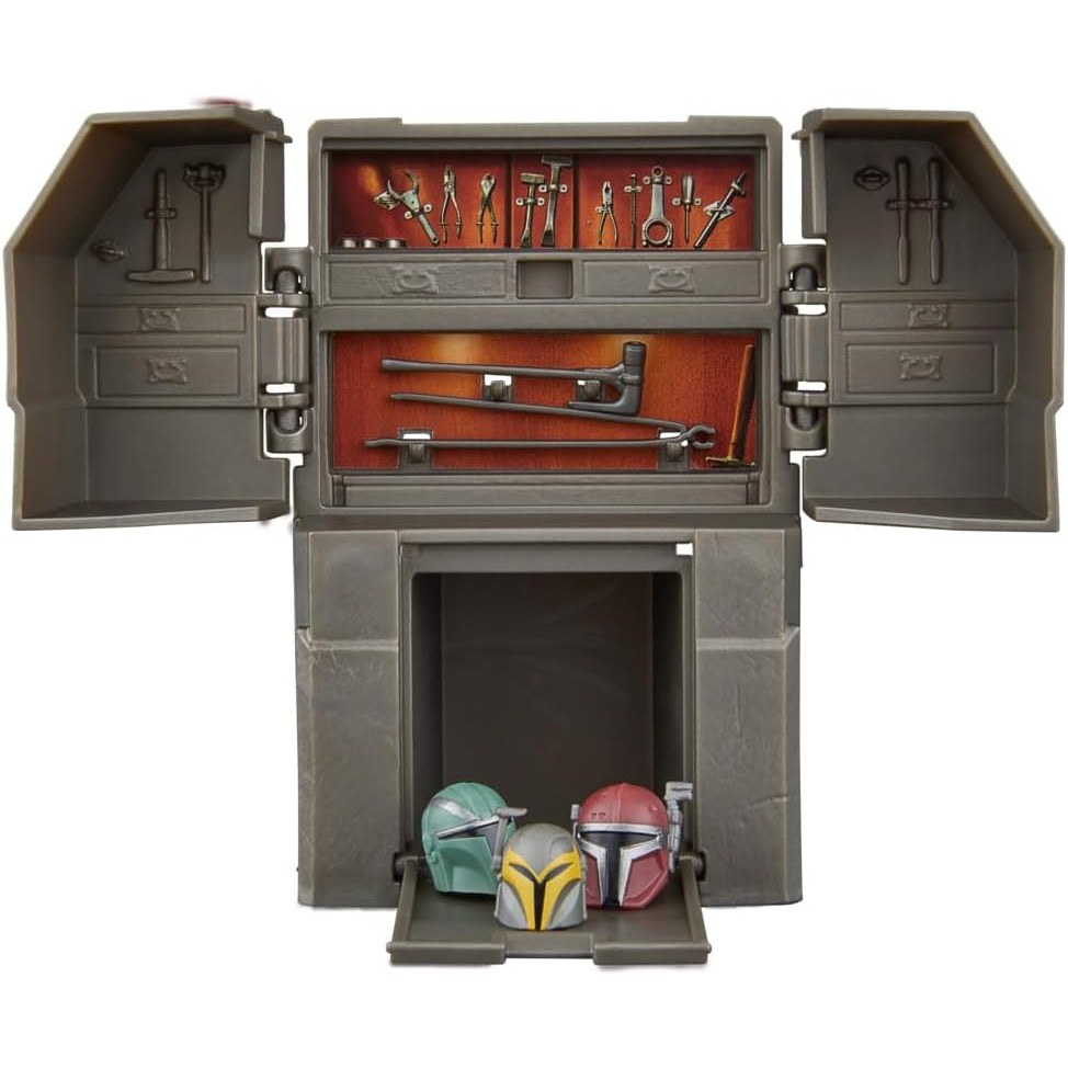 Star Wars: The Mandalorian The Armorer's Forge Playset - Hasbro - Star Wars: The Vintage Collection