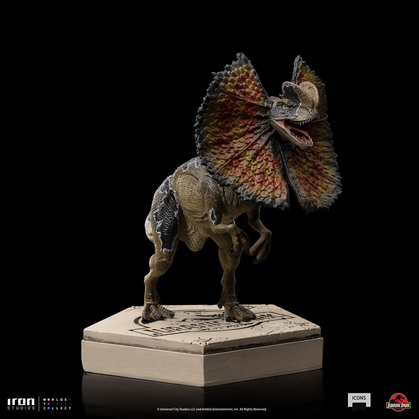 Jurassic Park Icons Dilophosarus Collectible Statue - 3.5" PVC Dinosaur Figure - Iron Studios