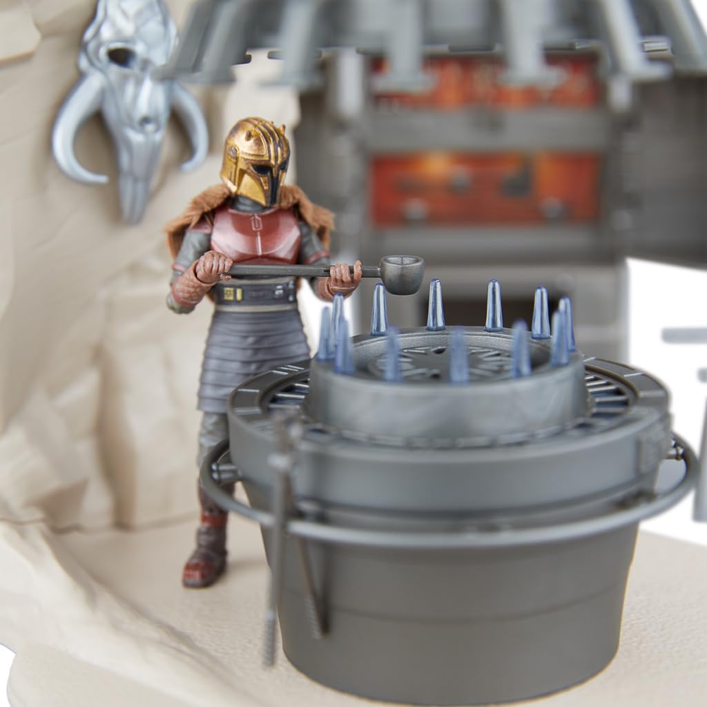 Star Wars: The Mandalorian The Armorer's Forge Playset - Hasbro - Star Wars: The Vintage Collection