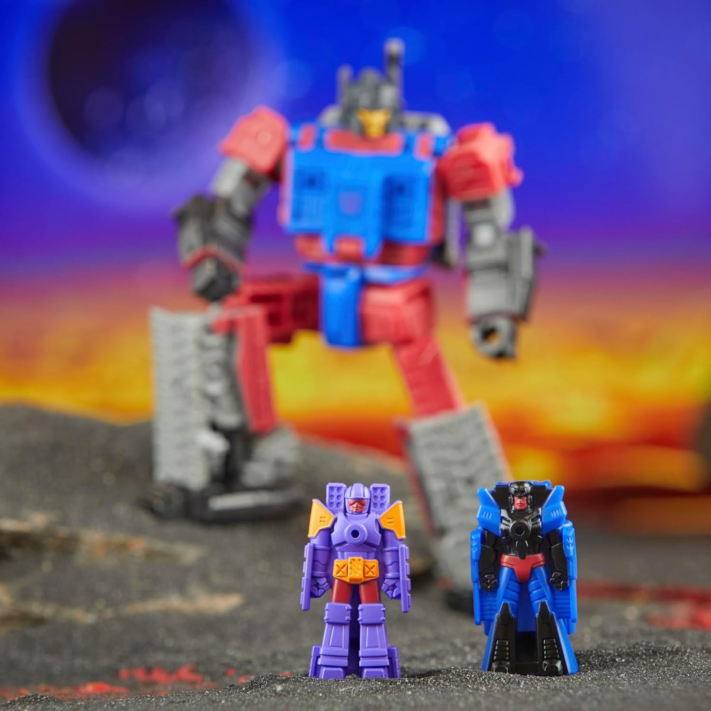 Transformers Deluxe Class G1 Universe Quake Action Figure - Hasbro, Takara Tomy - Legacy United