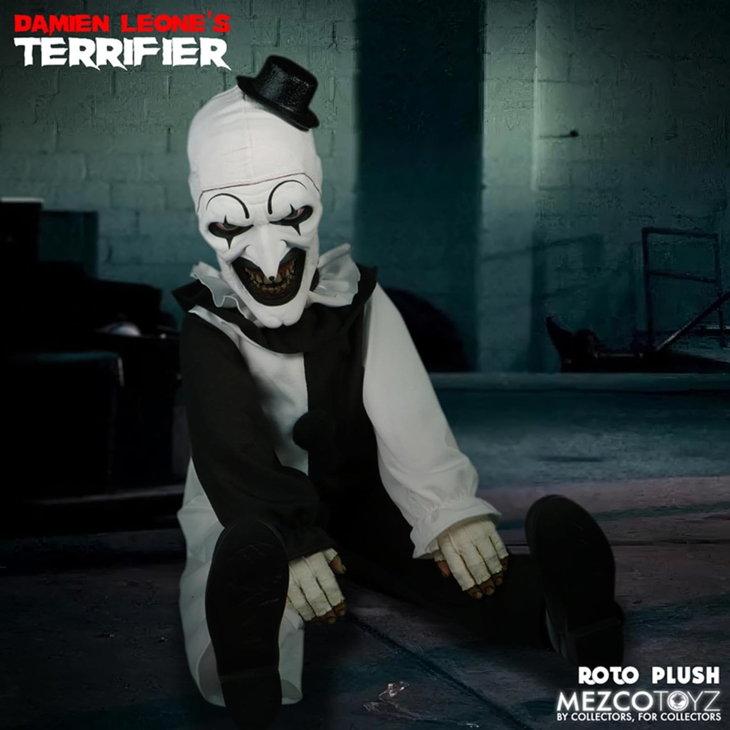 Damon Leon's Terrifier Art the Clown Roto Plush - Mezco Toyz - Designer Series