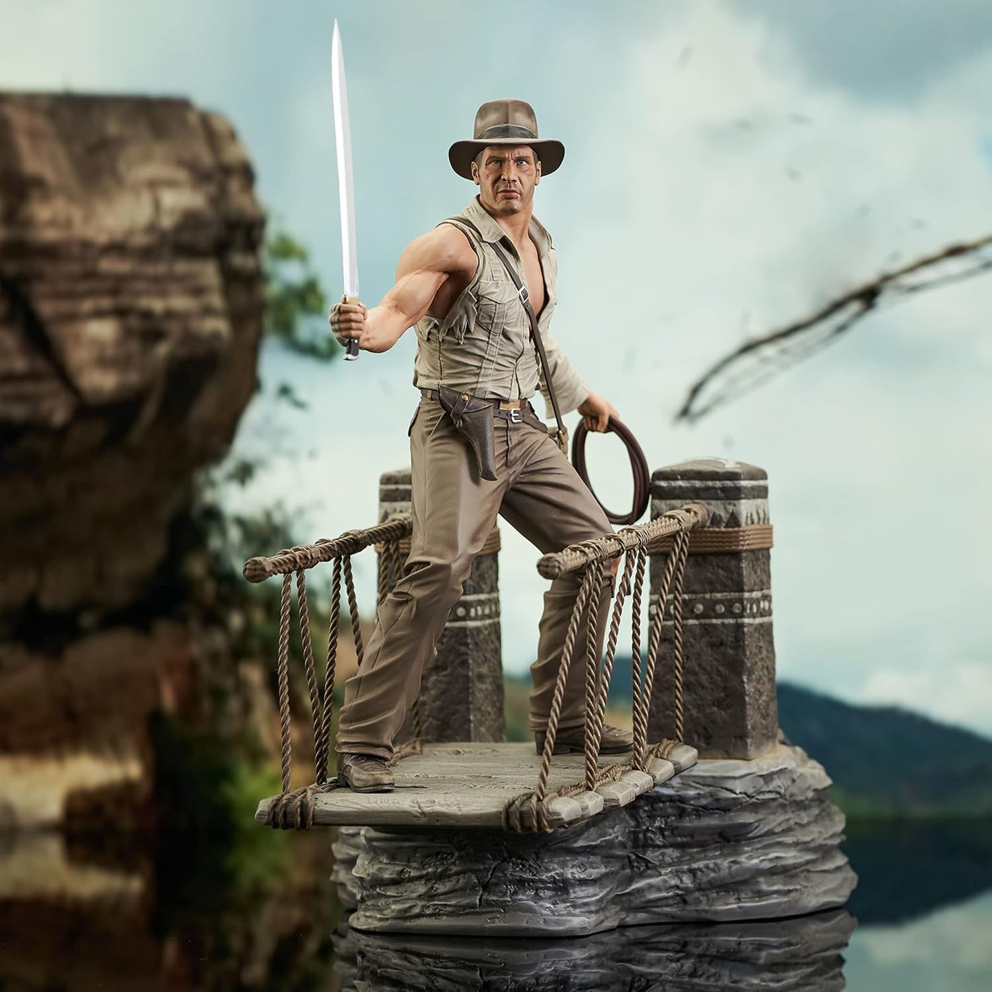 Indiana Jones and the Temple of Doom Bridge Escape Deluxe Statue Figure - Diamond Select Toys - Gallery Diorama