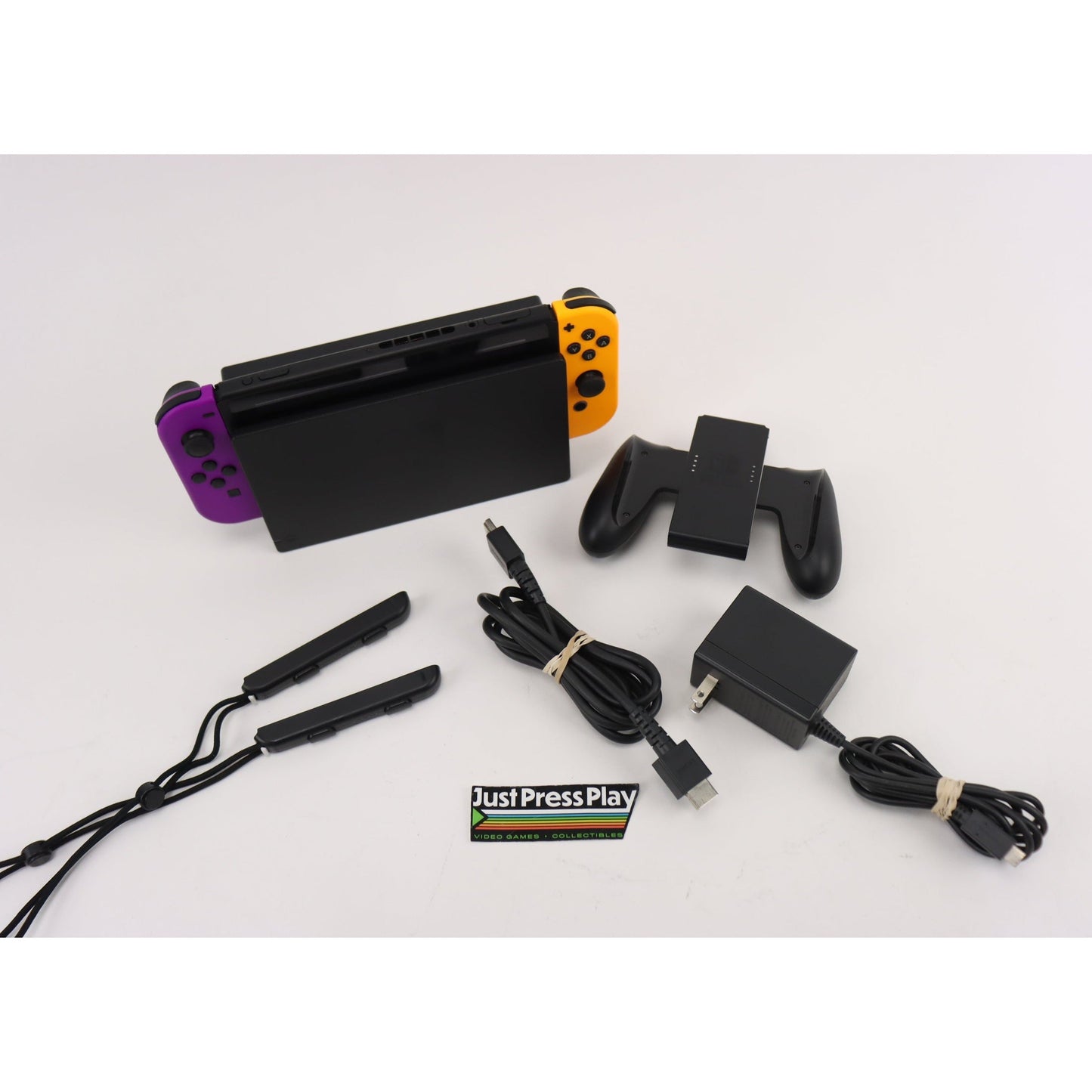 Nintendo Switch Console Bundle: 2019 Model HAC-001 -01 with Joy-Cons - Pre-owned Guarantee!