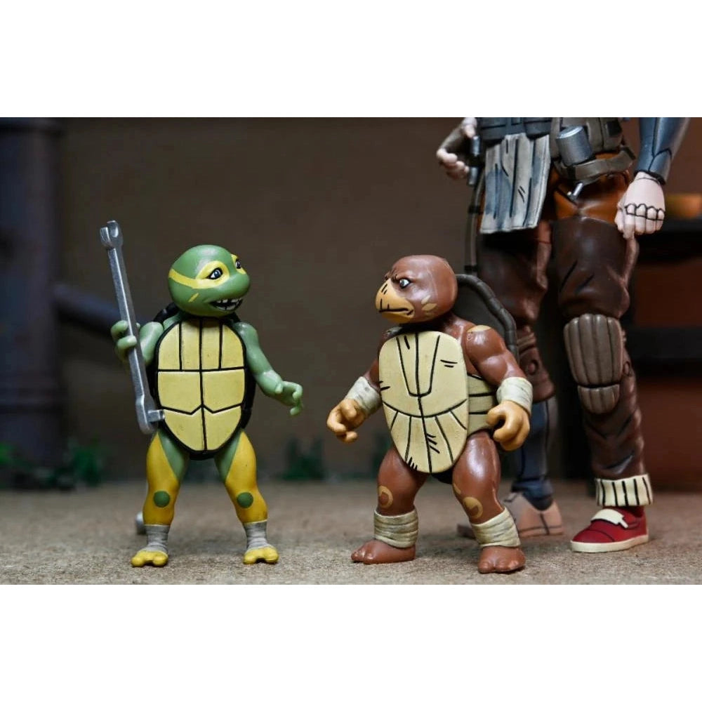Teenage Mutant Ninja Turtles: The Last Ronin The Lost Years Grammy April with Baby Yi & Moja Action Figure Set - NECA