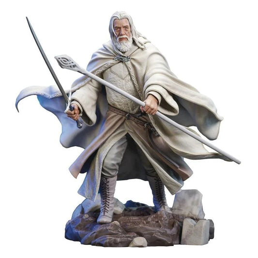 The Lord of the Rings Gandalf the White Deluxe PVC Statue Figure - Diamond Select Toys Gallery Diorama