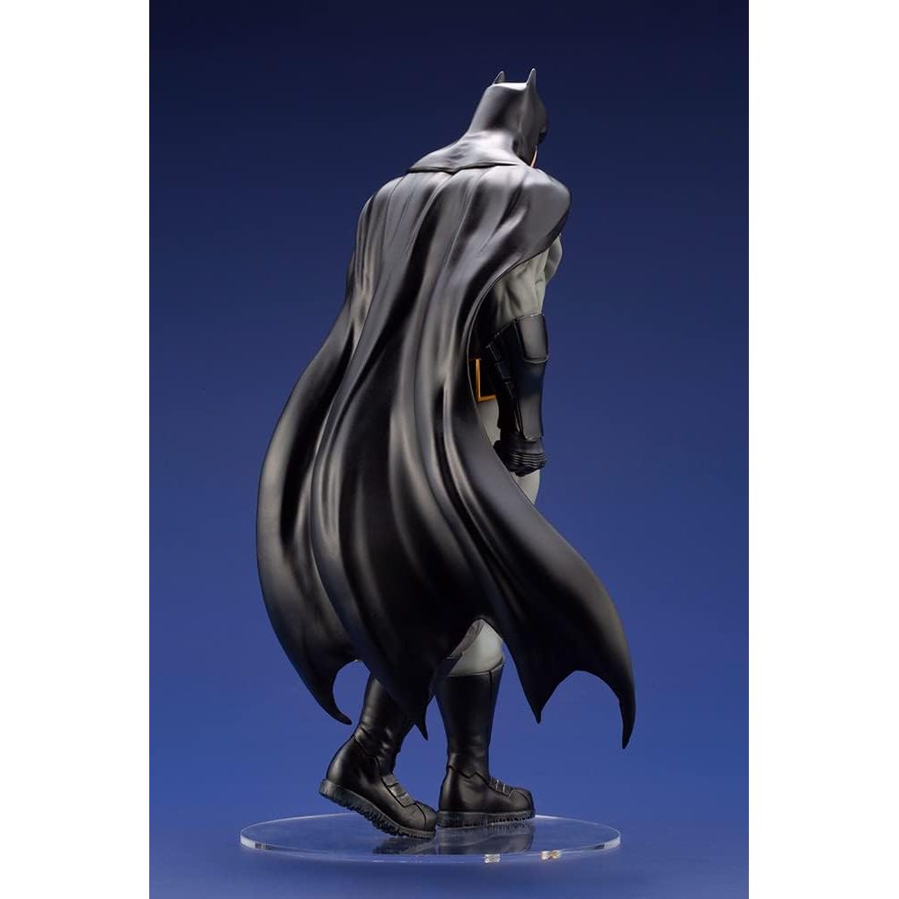 Batman: Last Knight on Earth Batman 1/6 Scale Statue Figure - DC, Kotobukiya - ArtFX