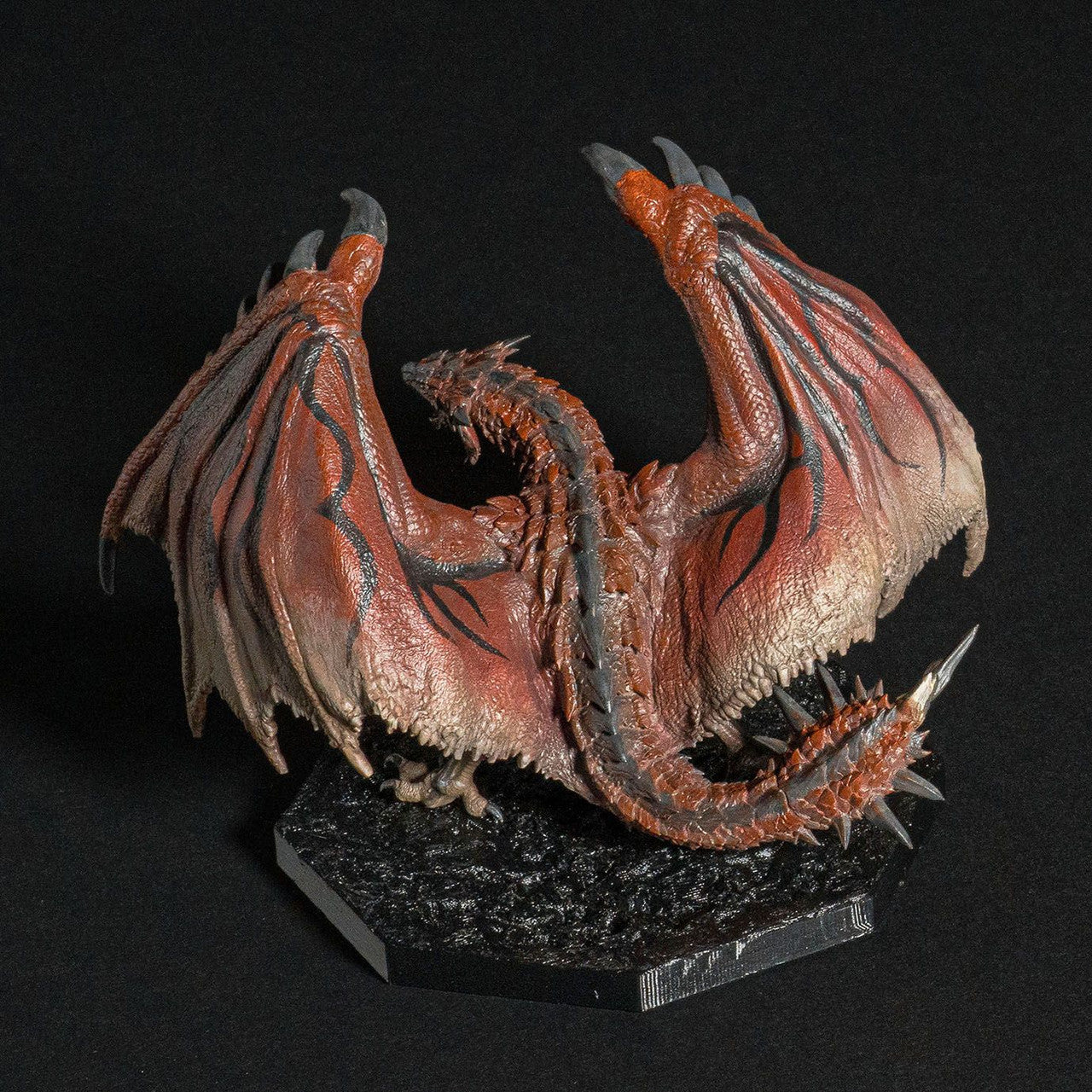 Monster Hunter Fire Wyvern Rathalos Statue Figure - Capcom - CFB: Cube Figure Builder