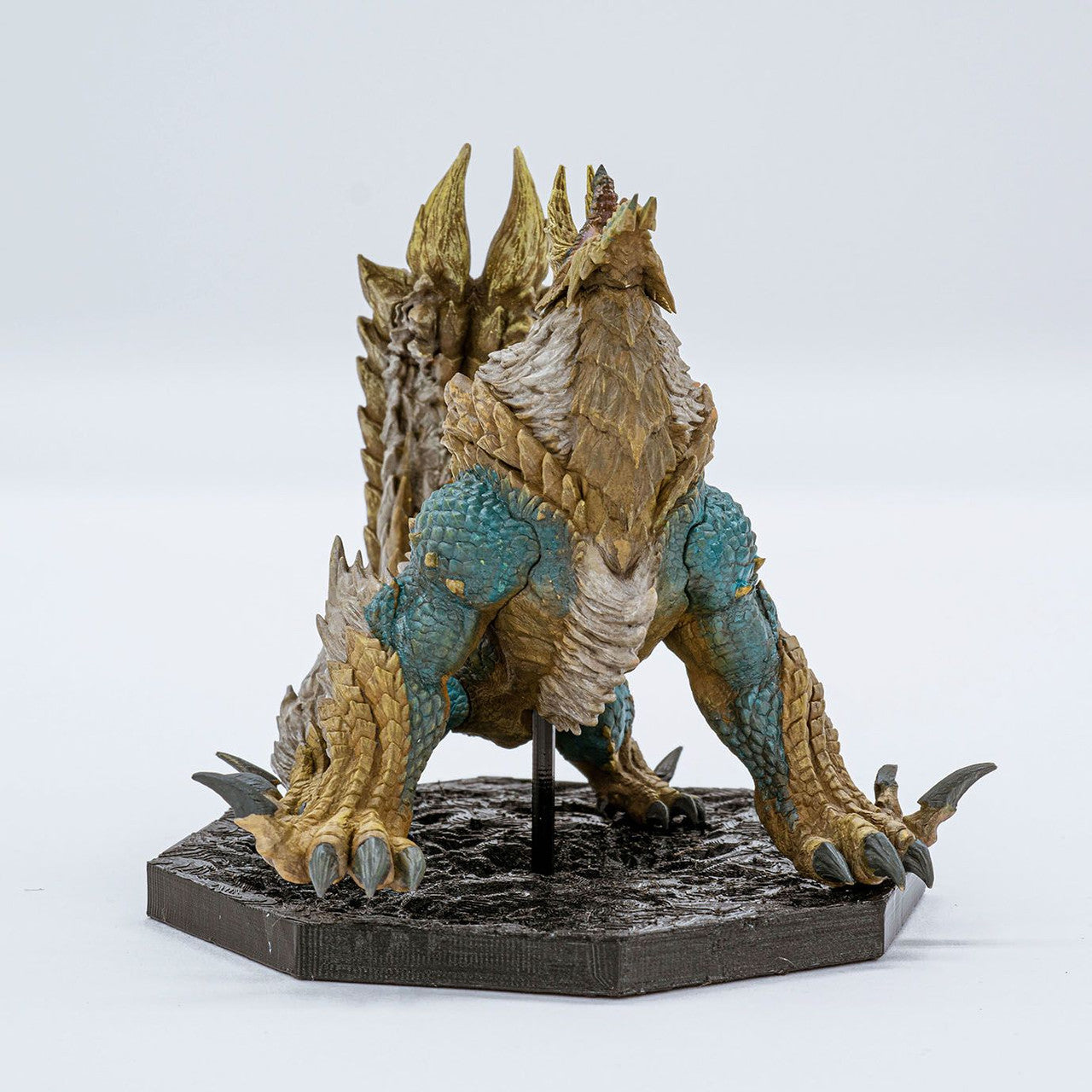 Monster Hunter Thunder Wolf Wyvern Zinogre Statue - Capcom - CFB: Cube Figure Builder