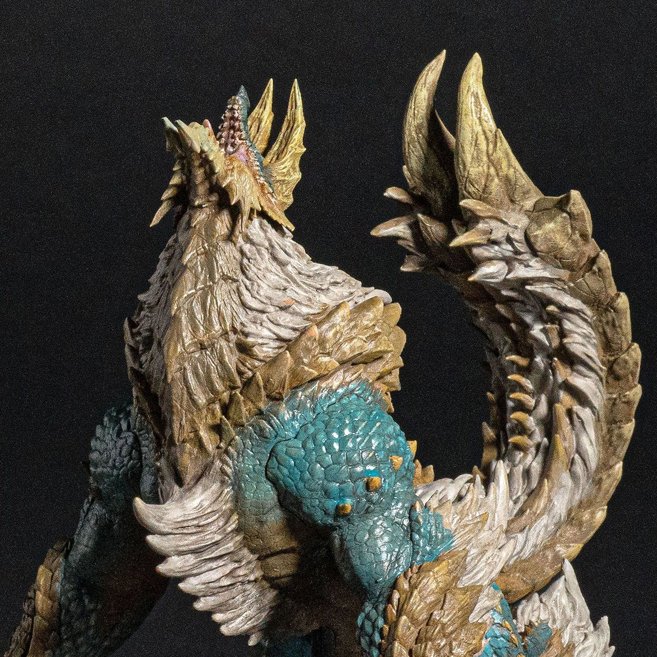 Monster Hunter Thunder Wolf Wyvern Zinogre Statue - Capcom - CFB: Cube Figure Builder