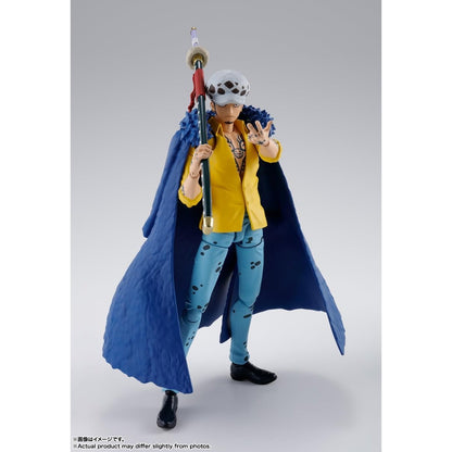 One Piece Trafalgar Law The Raid on Onigashima Action Figure - Bandai Spirits - S.H.Figuarts