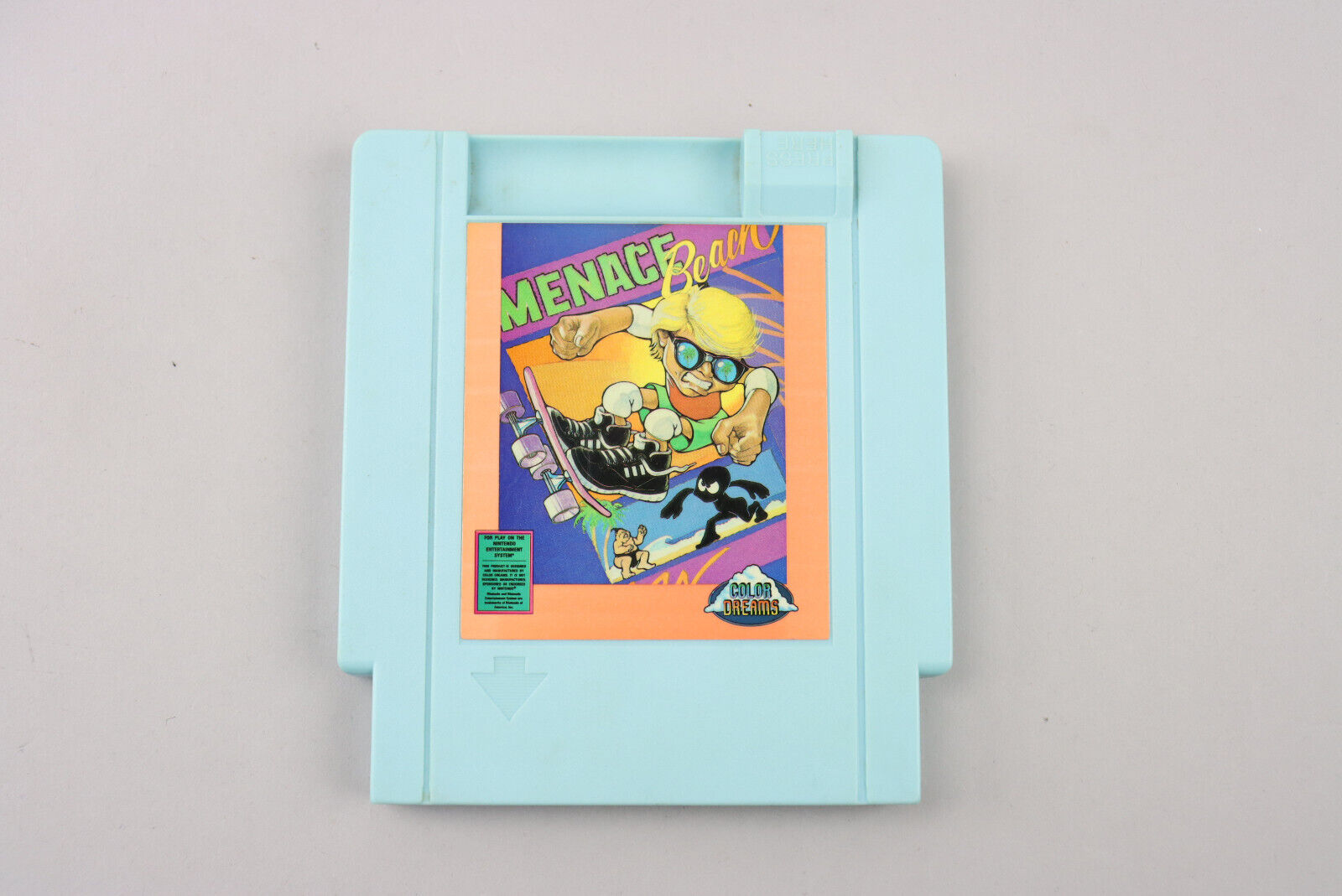 Menace Beach Nintendo NES Unlicensed 1990 Color Dreams CIB w/Manual & Box