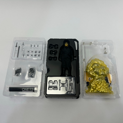 Mezco Toyz House Of The Golden Skulls Action Figure w/ Parts Props