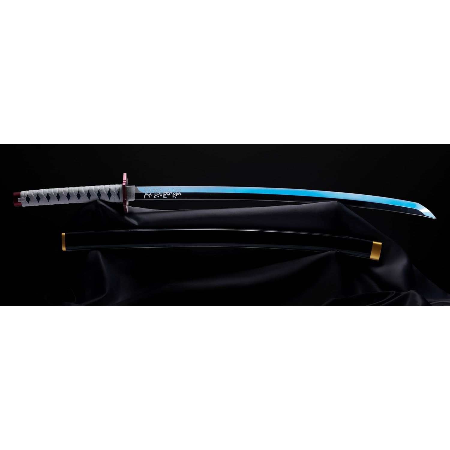 Demon Slayer: Kimetsu no Yaiba Giyu Tomioka Nichirin Sword Replica - Bandai Spirits - Proplica