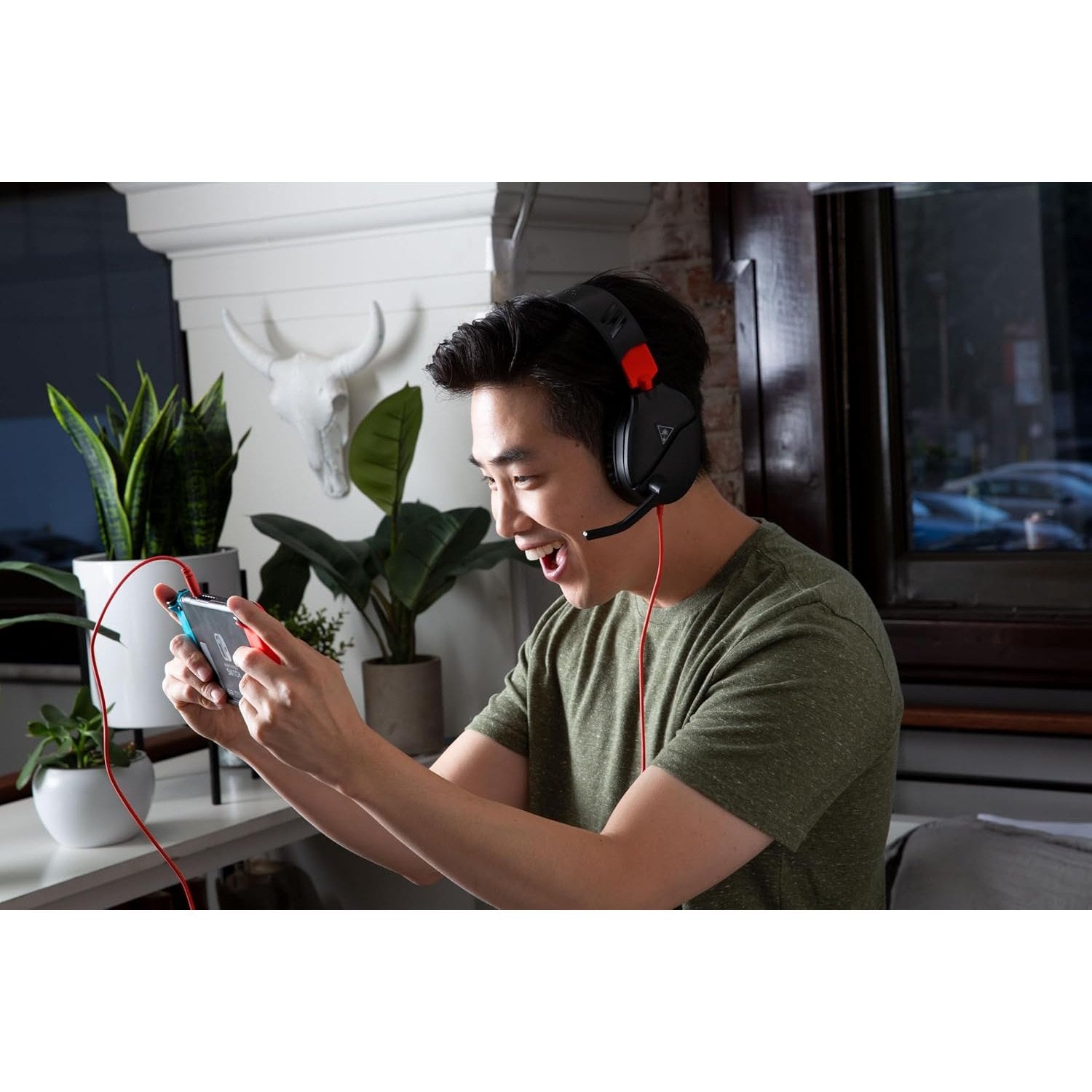 Recon 70 Wired Gaming Headset Black/Red - Xbox Series X|S, Xbox One, PS5, PS4, Switch, PC, etc. - Turtle Beach