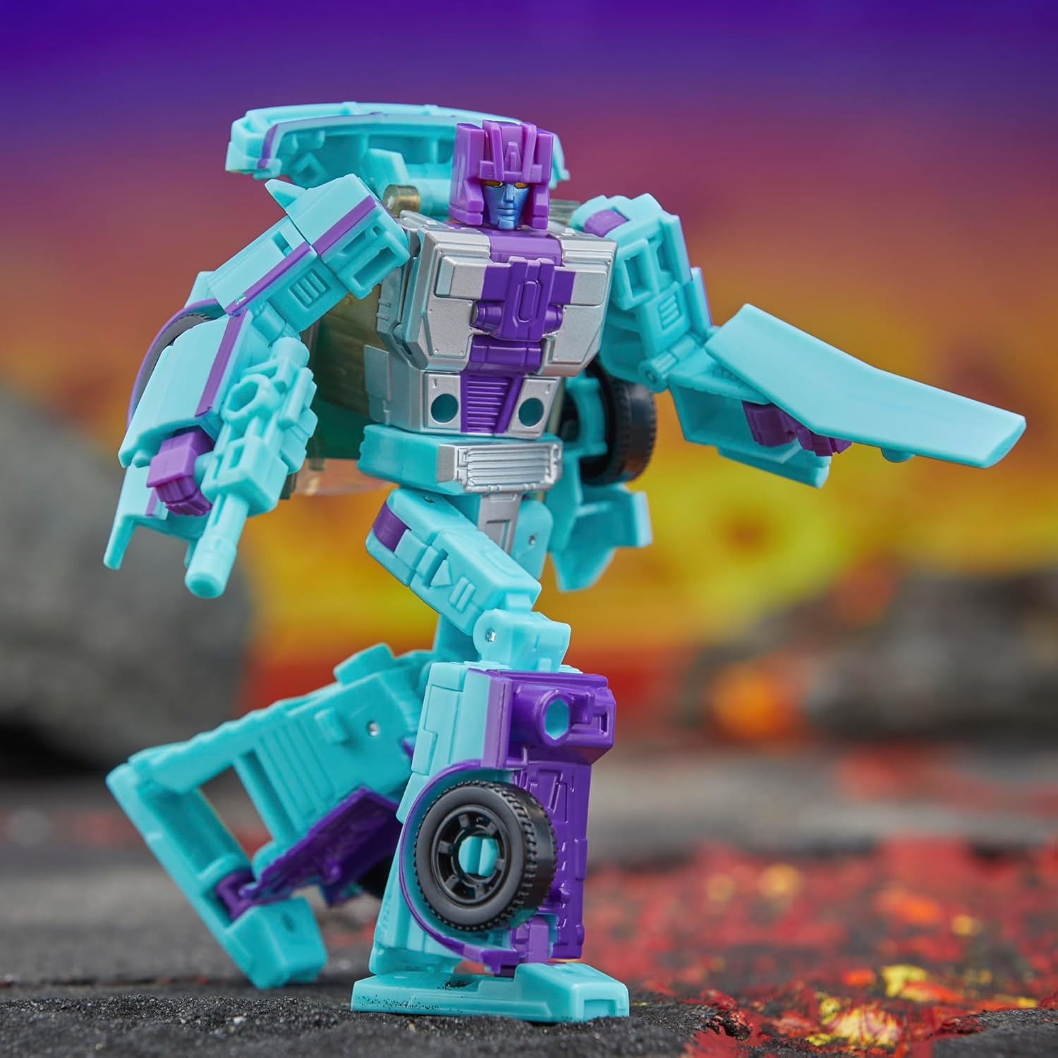 Transformers: Legacy United Deluxe Class G2 Universe Breakdown Action Figure - Takara Tomy, Hasbro