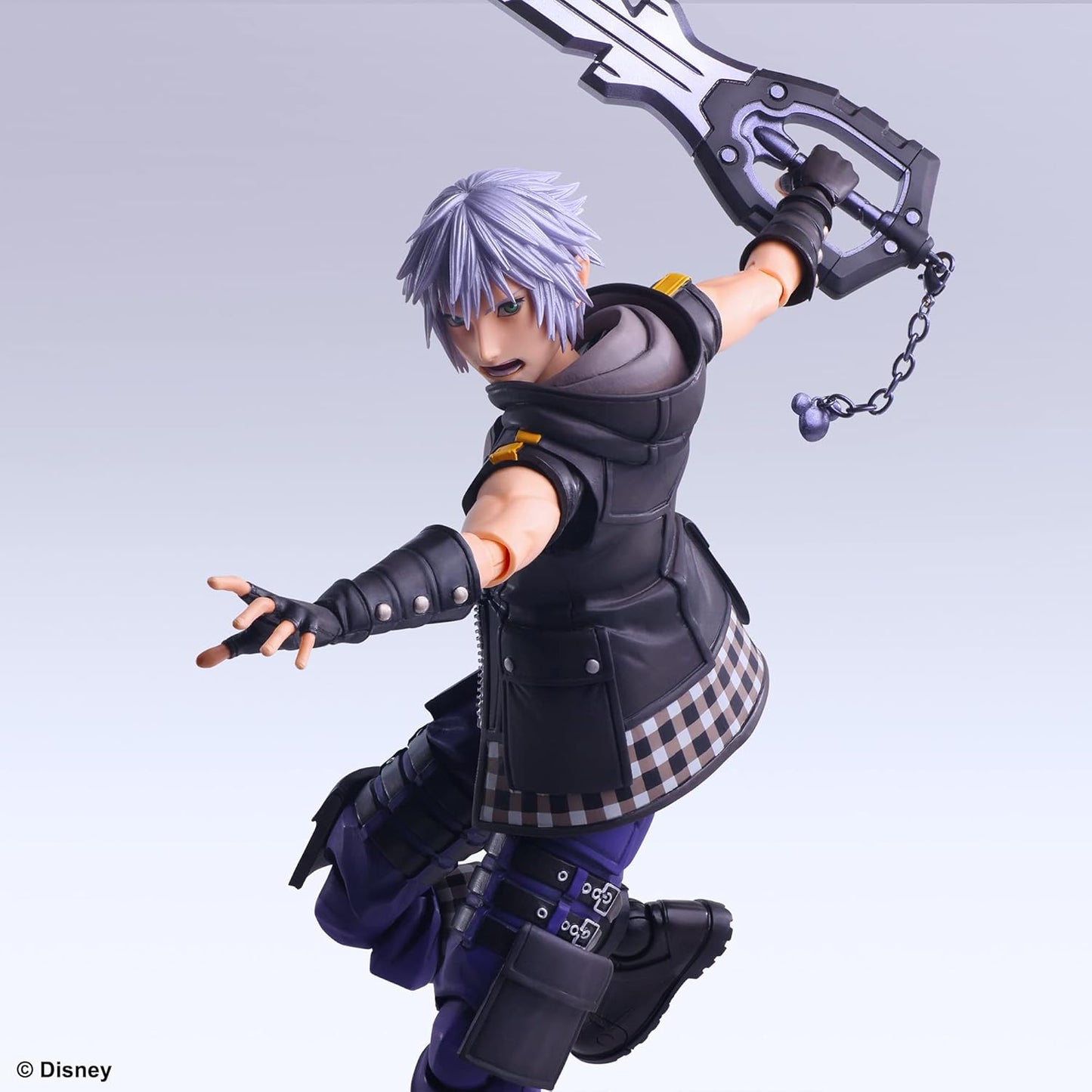 Square Enix Kingdom Hearts III: Riku Play Arts Kai Deluxe Action Figure