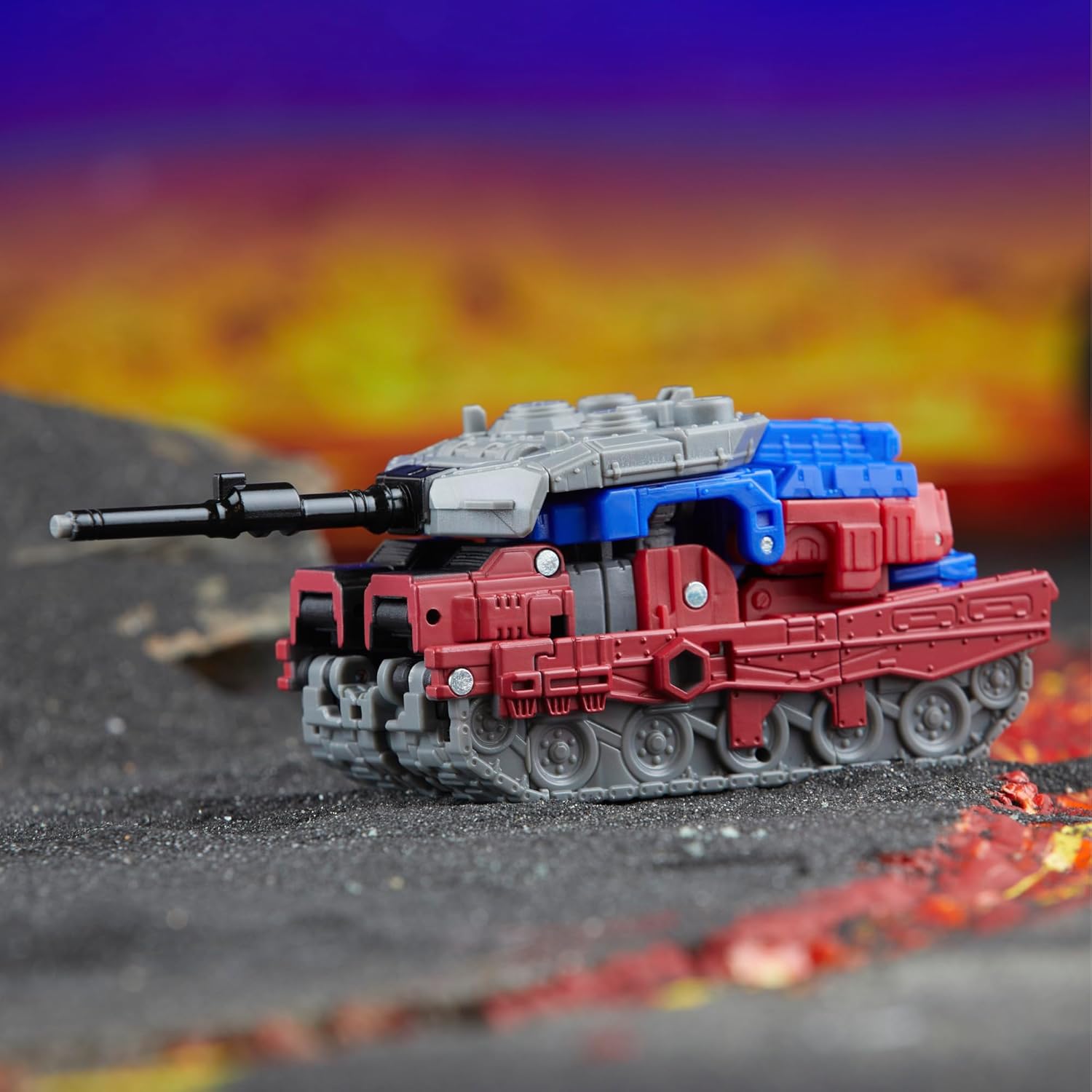Transformers Deluxe Class G1 Universe Quake Action Figure - Hasbro, Takara Tomy - Legacy United