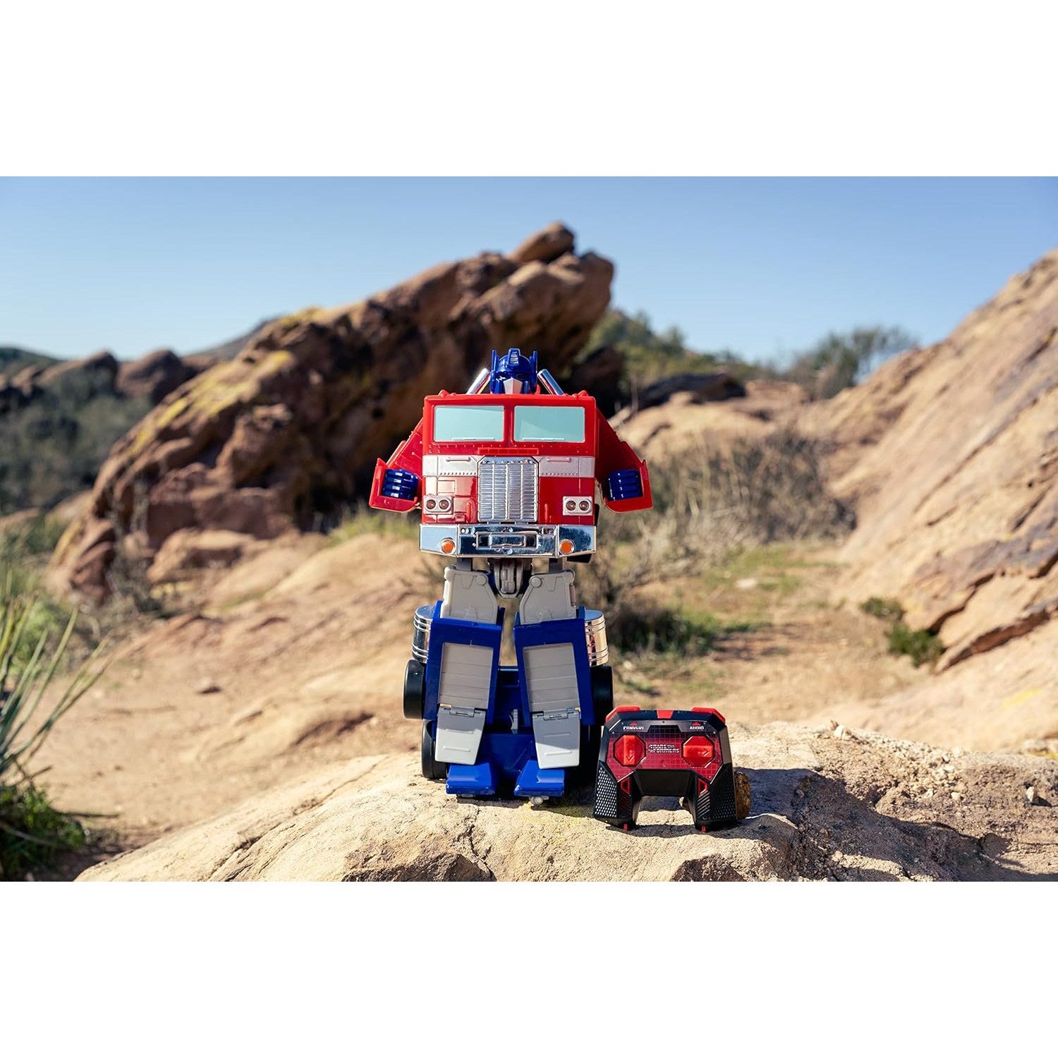 Transformers G1 Optimus Prime Converting R/C with Lights & Sounds - Jada Toys