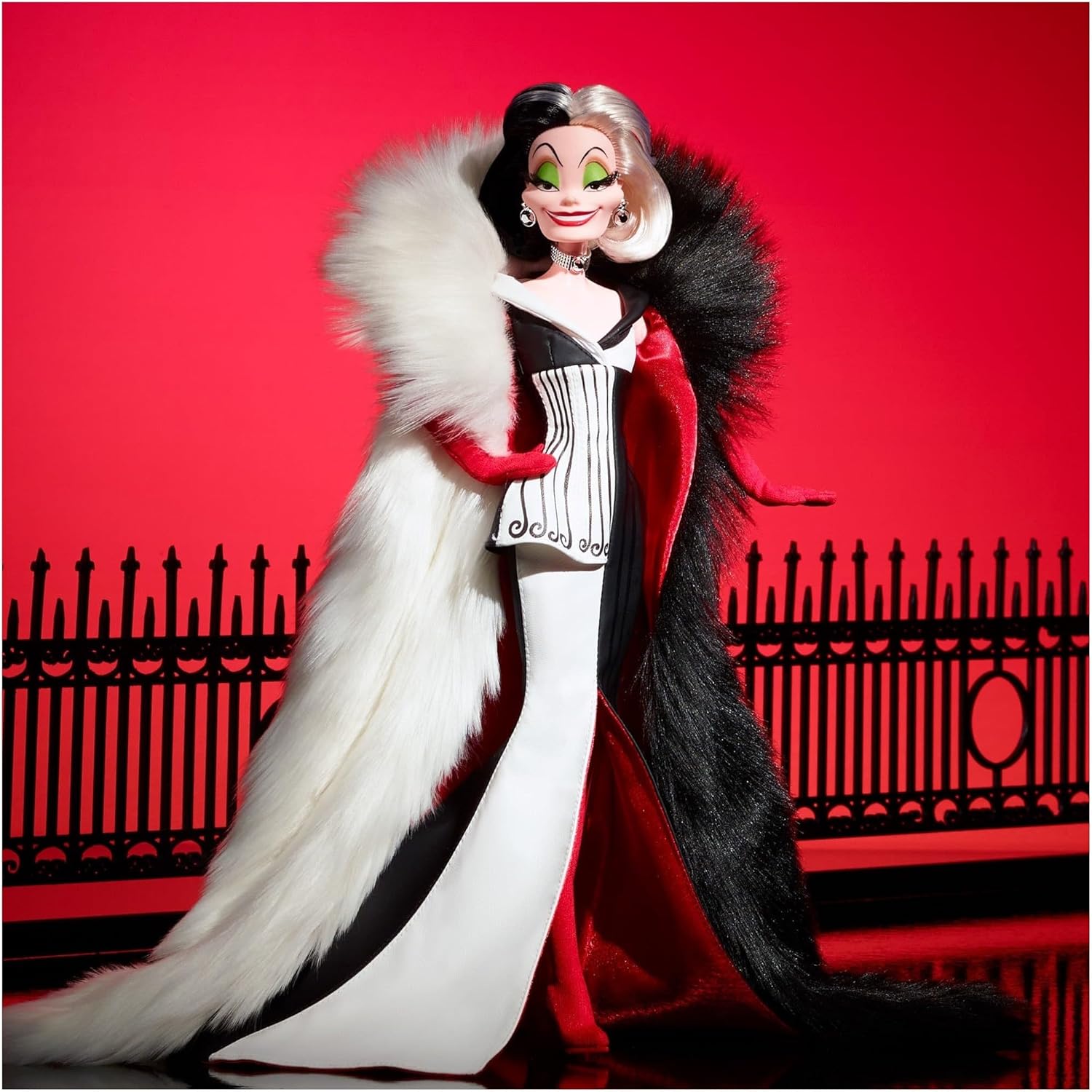 【NICK&NICOLE】 DISNEY ROSE CRUELLA PRINTING TOP / 追跡付 MUSINSA | NICK&NICOLE DISNEY ROSE CRUELLA PRINTING TOP_BLACK