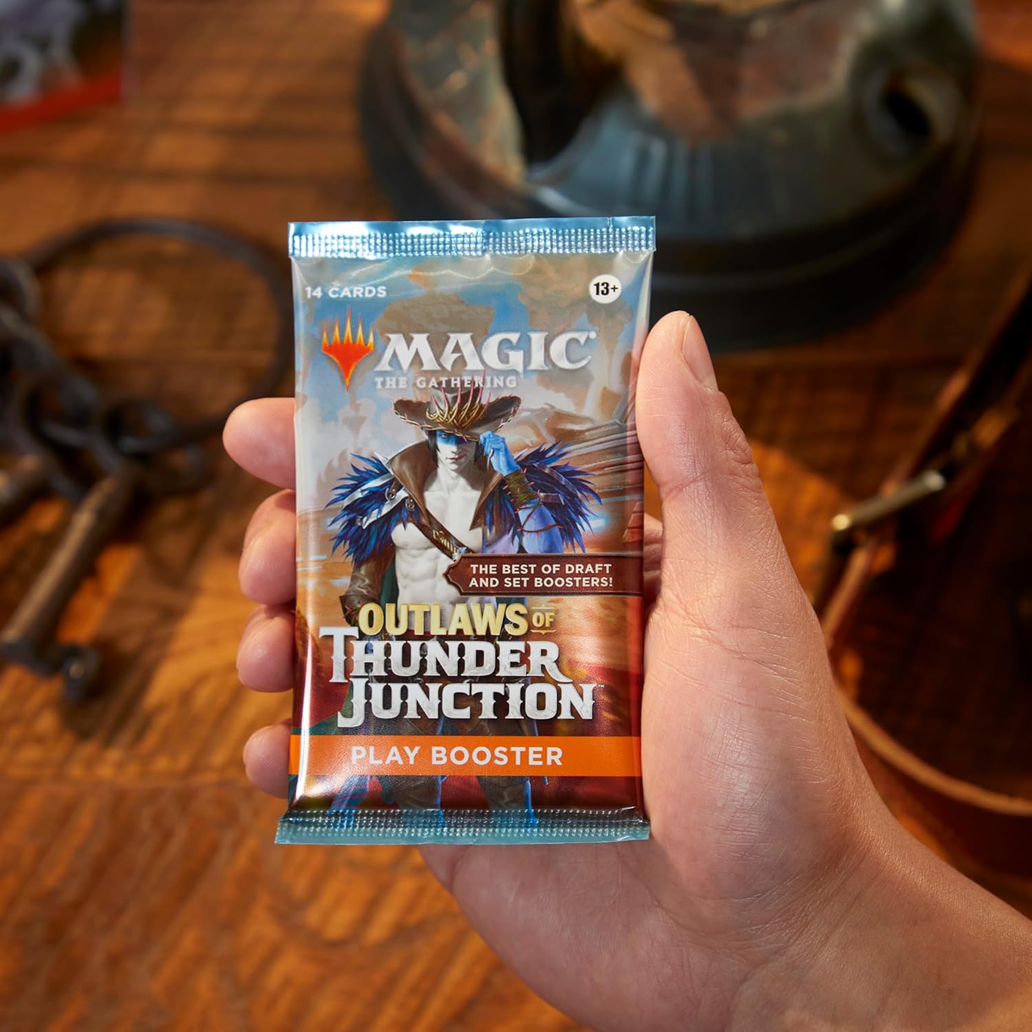 Magic: The Gathering Outlaws of Thunder Junction Play Booster - 14 Cards - Wizards of the Coast