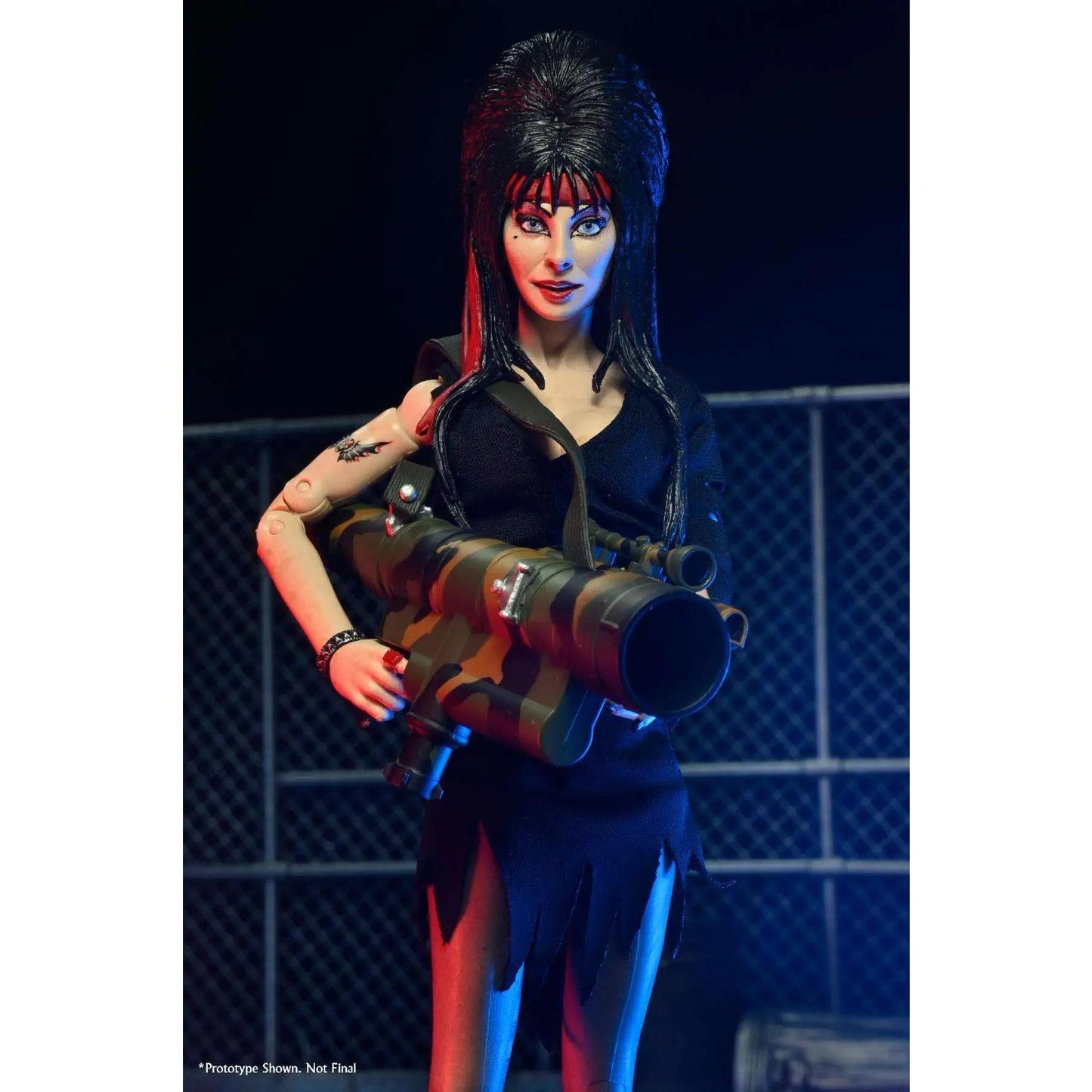 Elvira: Mistress of the Dark Commando Elvira Clothed Action Figure - NECA