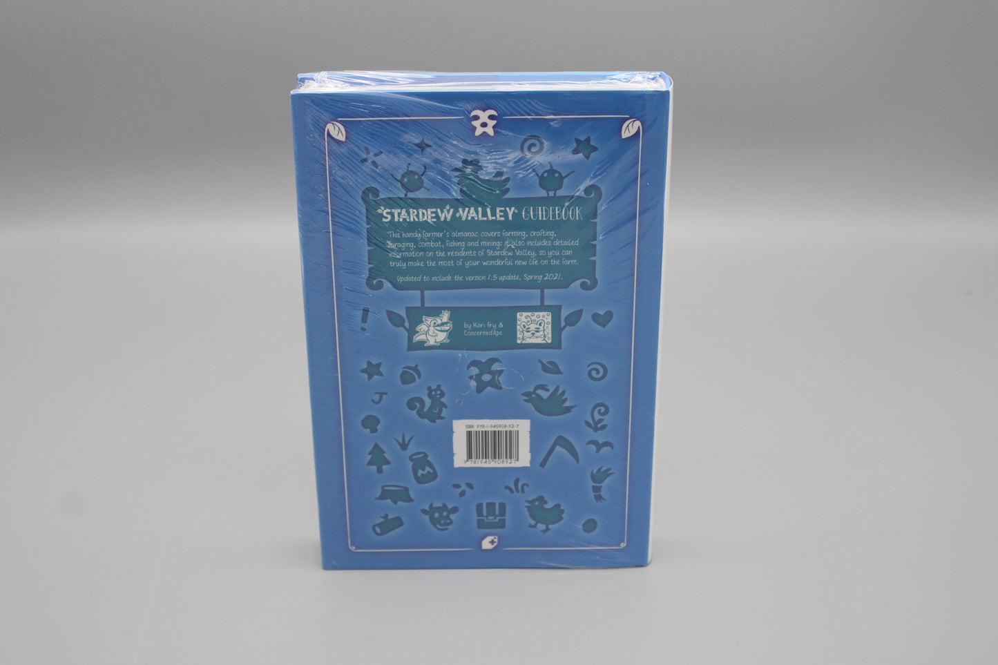 Stardew Valley Guidebook 4th Edition, 2021 288 Pages - Fangamer