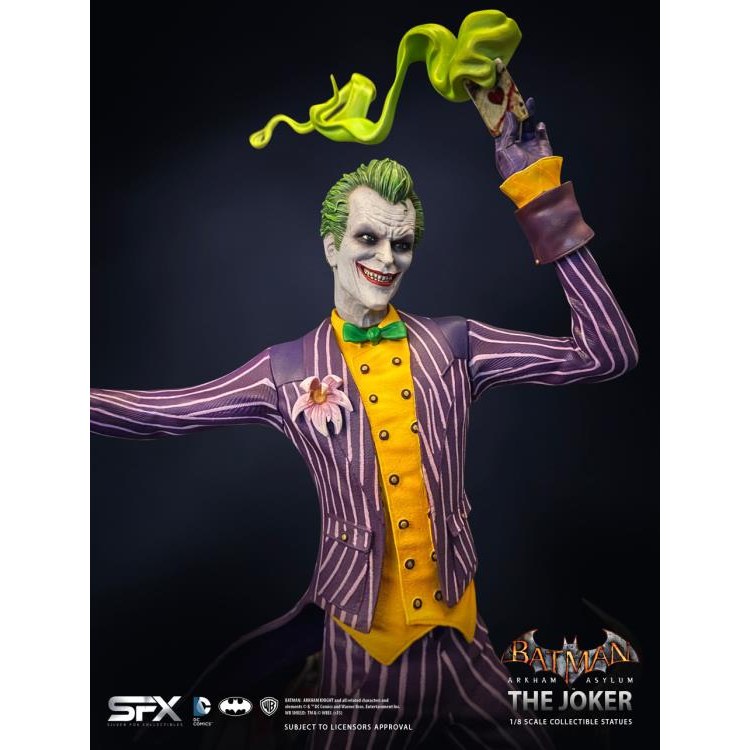 Batman: Arkham Asylum The Joker 1/8 Scale Polystone Statue Figure - Silver Fox Collectibles - Limited Edition of only 500!