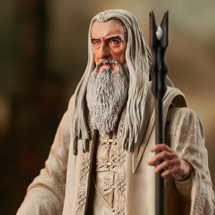 The Lord of The Rings Saruman Deluxe Action Figure - Diamond Select Toys