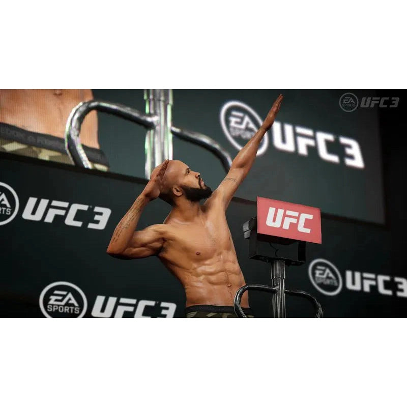 EA SPORTS UFC 3 - PlayStation 4 - Electronic Arts