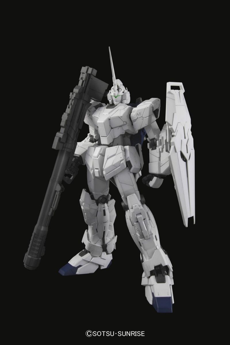 Unicorn Gundam Full Psycho-Frame Mobile Suit PG Perfect Grade Model Kit