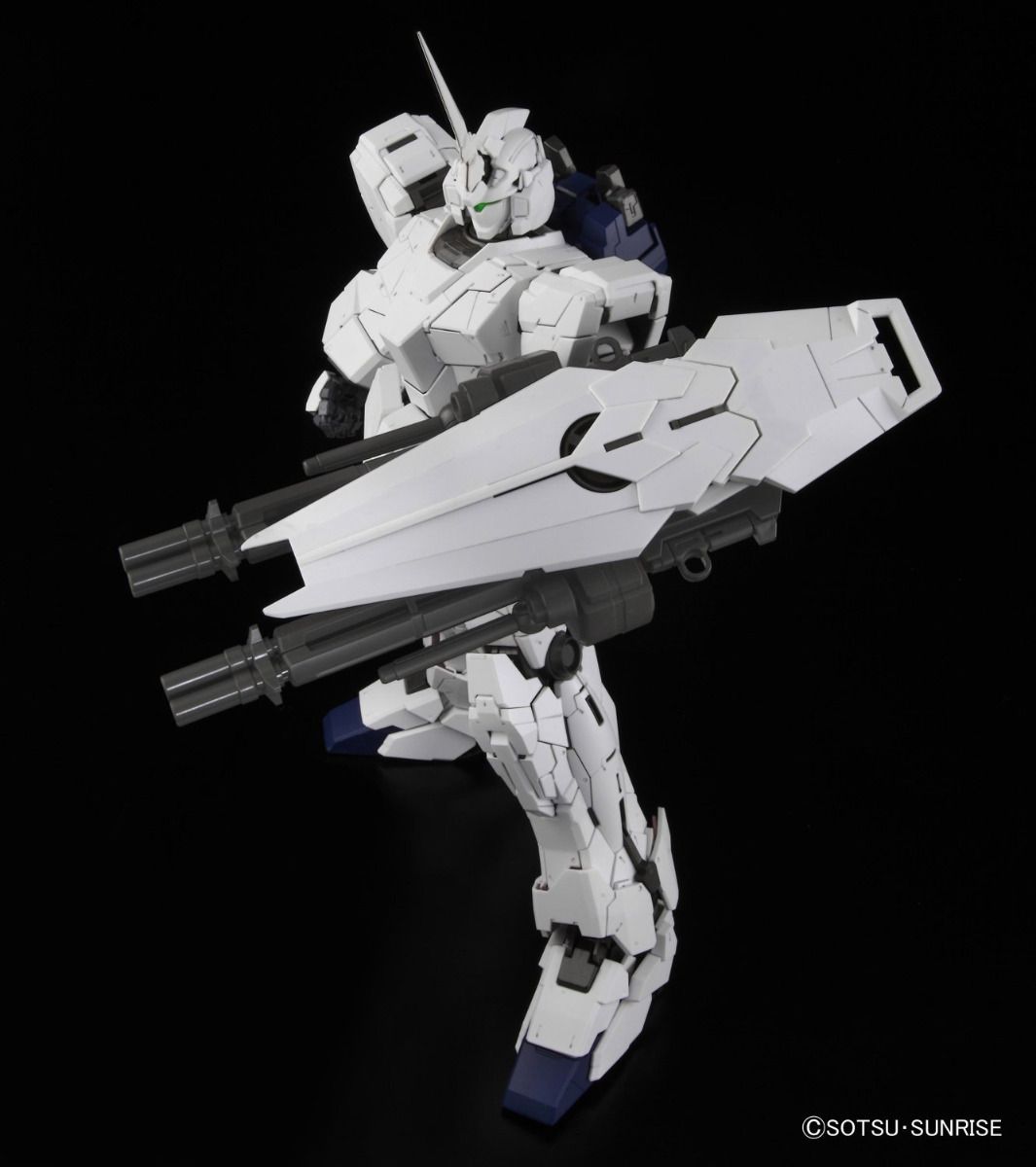 Unicorn Gundam Full Psycho-Frame Mobile Suit PG Perfect Grade Model Kit