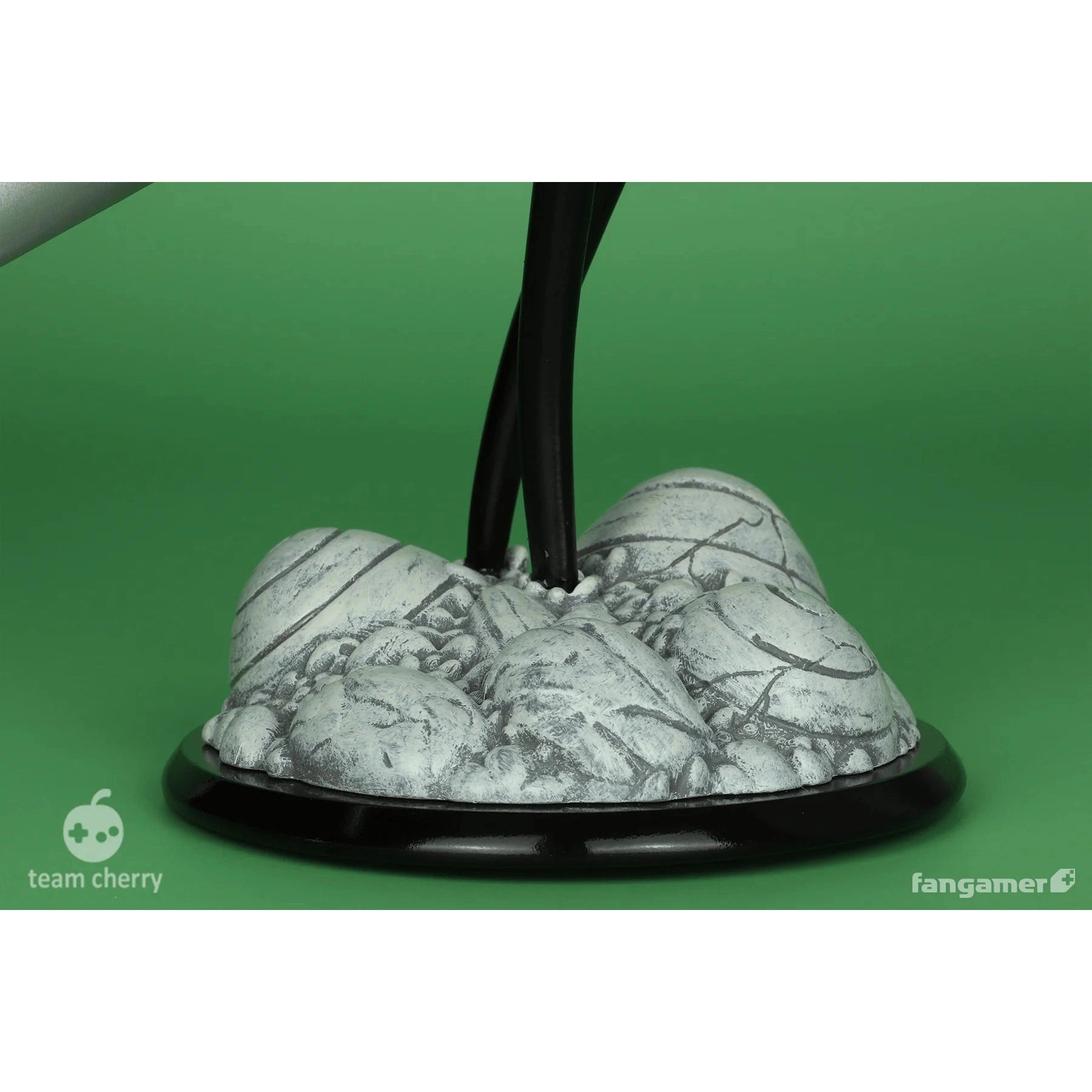 Hollow Knight Hornet Resin Statue - Alex Colvin - Team Cherry, Fangamer